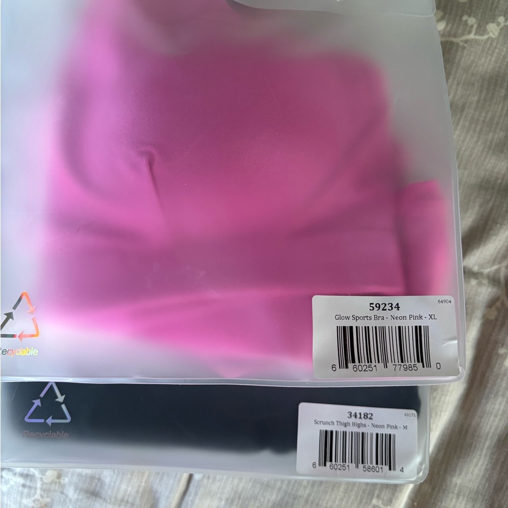 ❌SOLD❌❌Bombshell Set - Picture 10 of 10